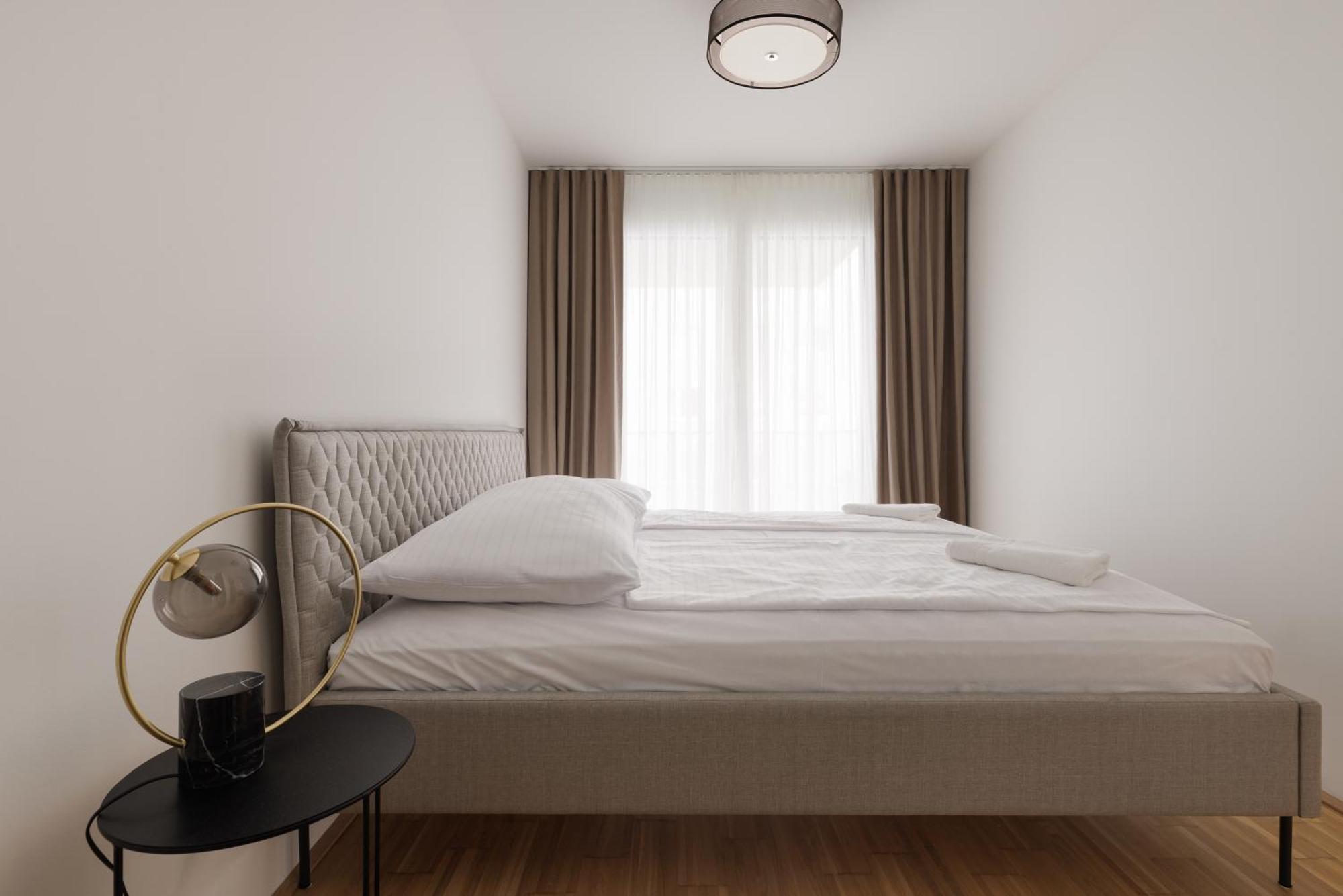 Coho City Apartments Mit Hauseigener Tiefgarage Viena Exterior foto