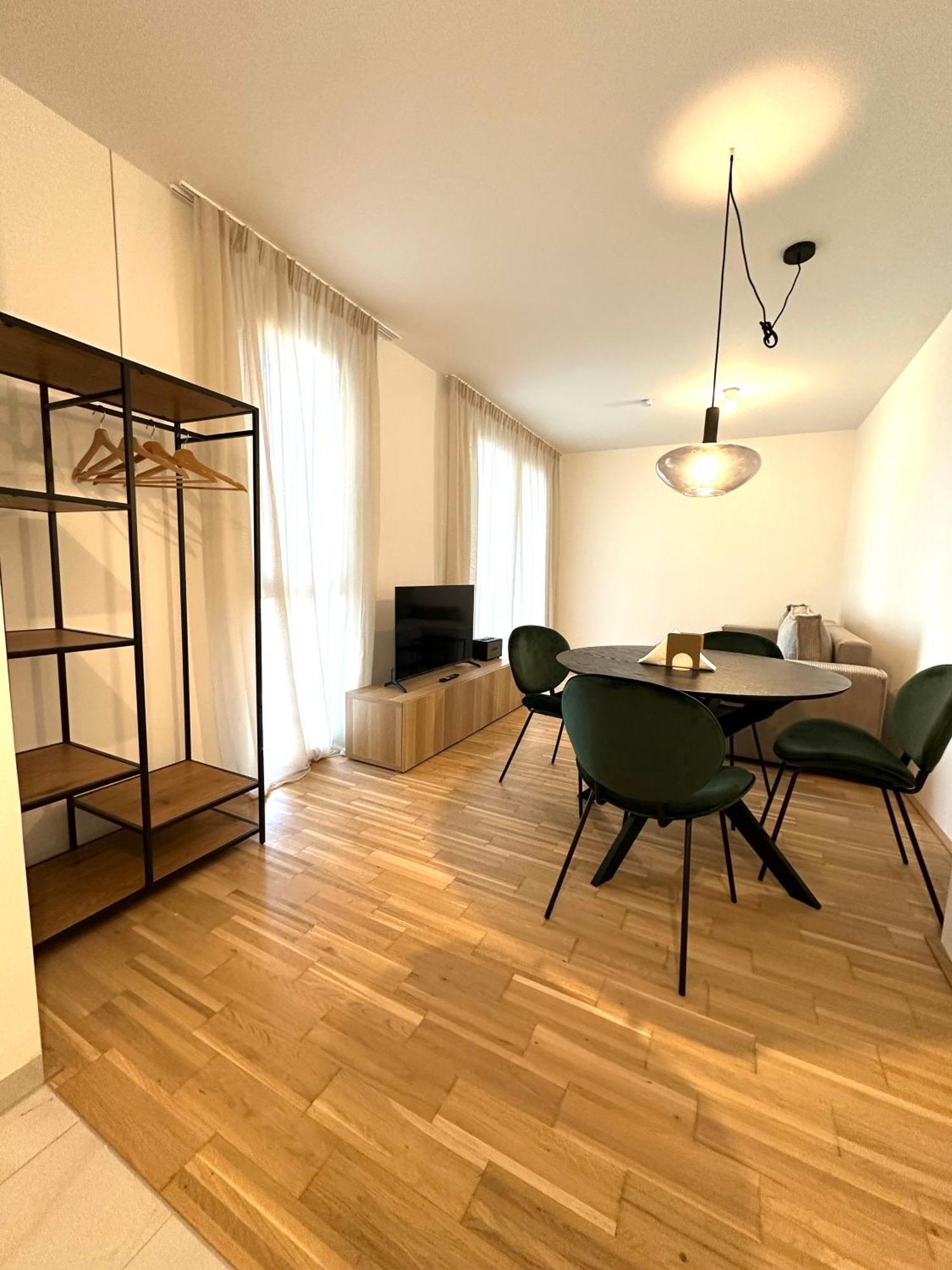 Coho City Apartments Mit Hauseigener Tiefgarage Viena Exterior foto