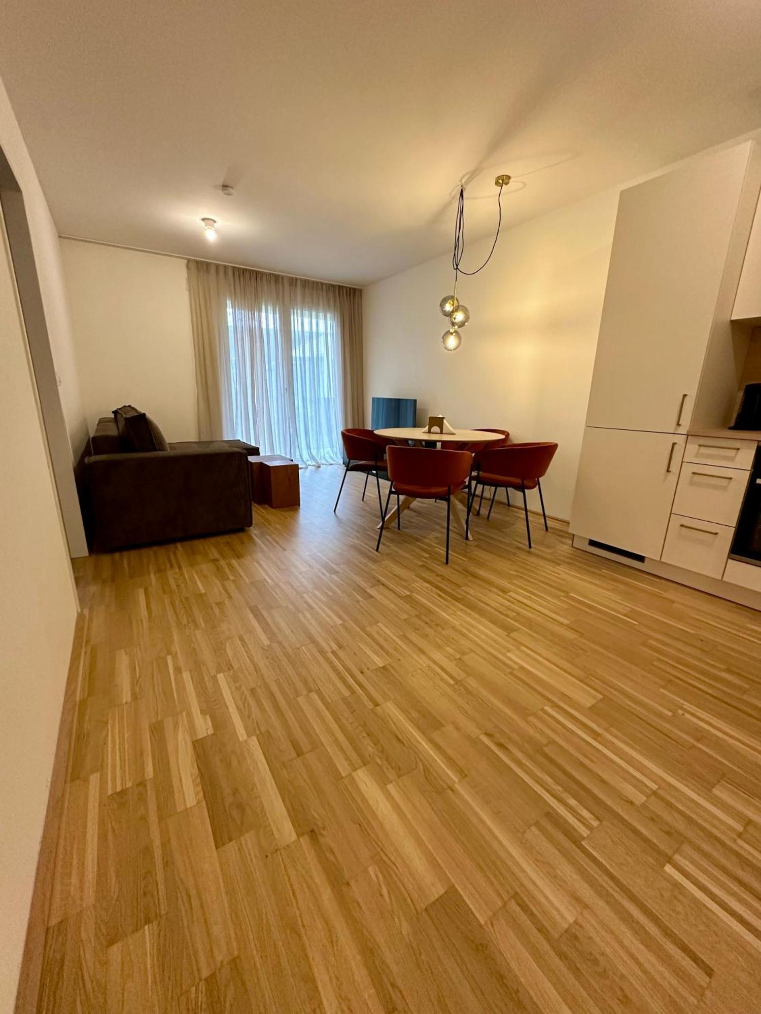 Coho City Apartments Mit Hauseigener Tiefgarage Viena Exterior foto