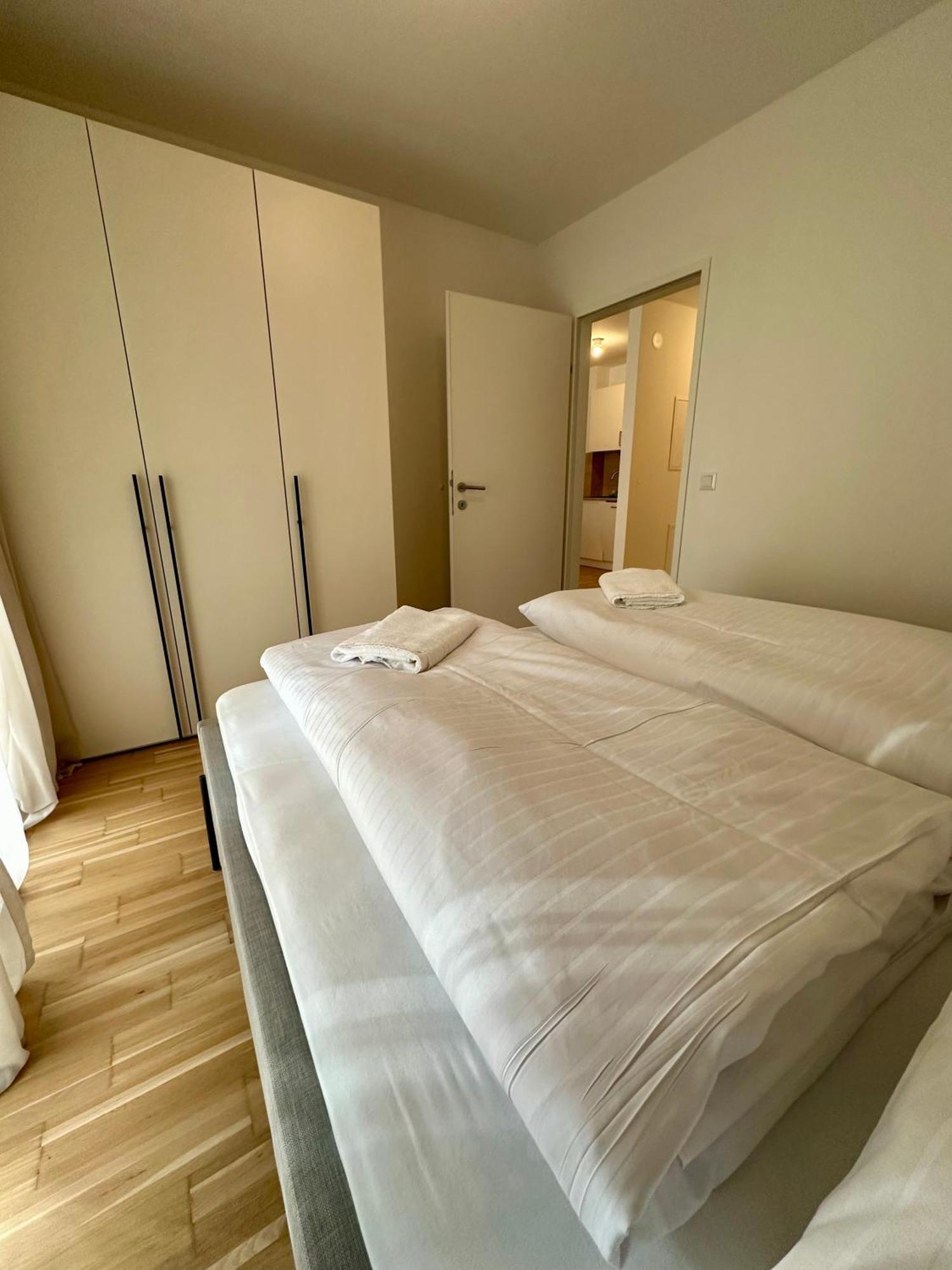 Coho City Apartments Mit Hauseigener Tiefgarage Viena Exterior foto