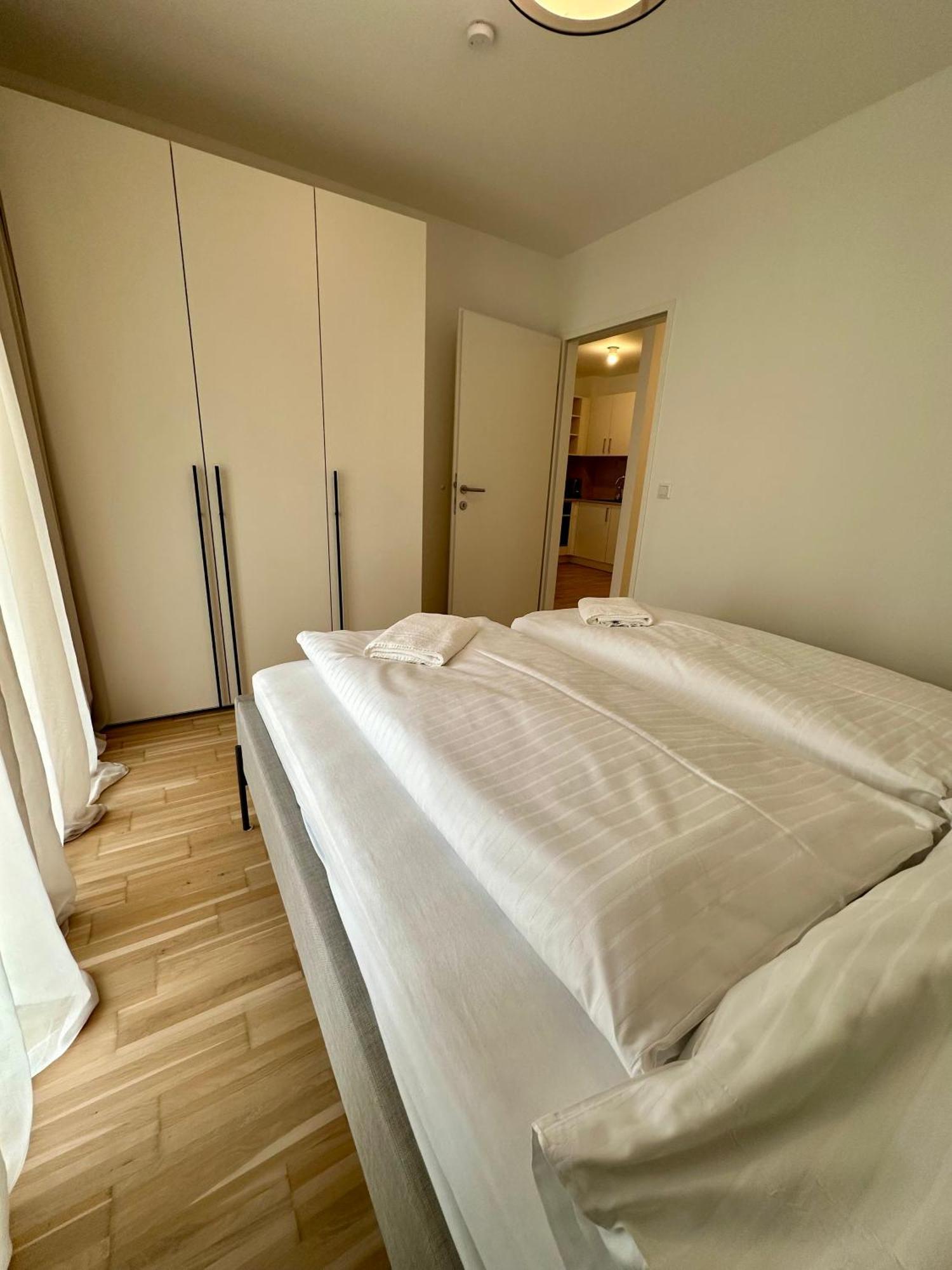 Coho City Apartments Mit Hauseigener Tiefgarage Viena Exterior foto